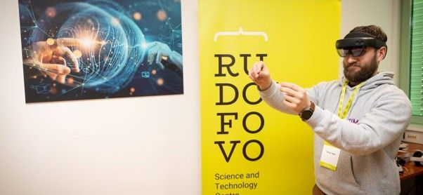 XR tehnologije v industriji