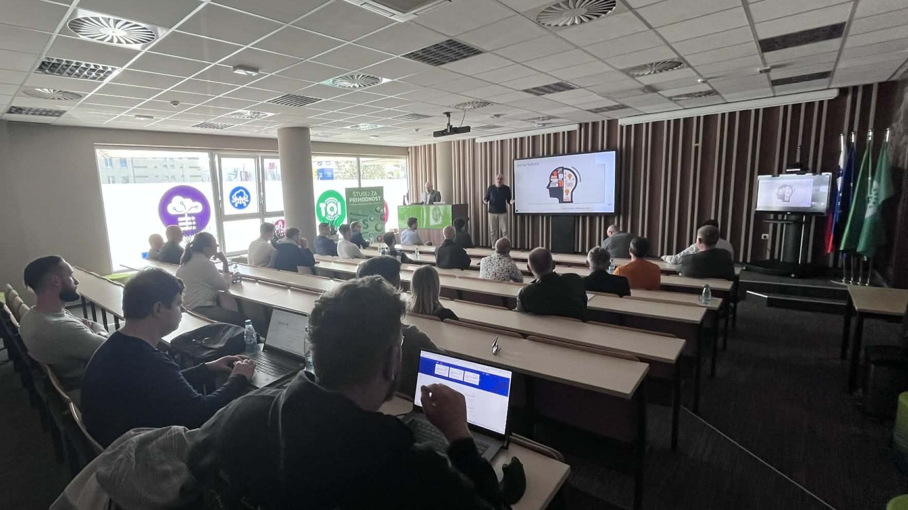Artificial intelligence in practice marked the 17th Conference of IT Professionals of Dolenjska and Bela krajina